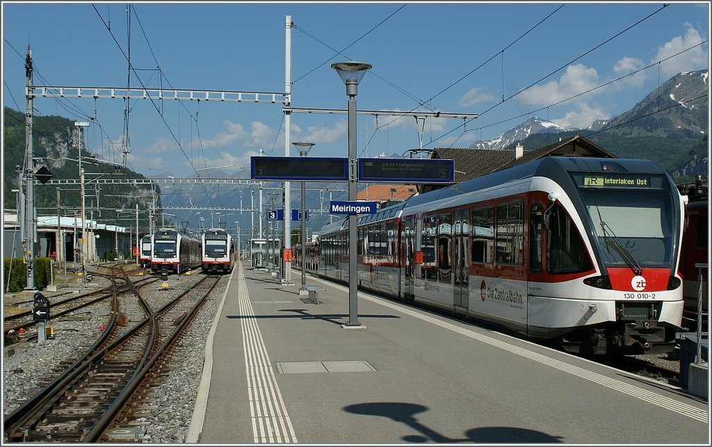  Spatz ,  Finken  und  Adler  pfeifen in Meringen eine neuen Epoche bei der Brnigbahn ein.  
7. Juni 2013