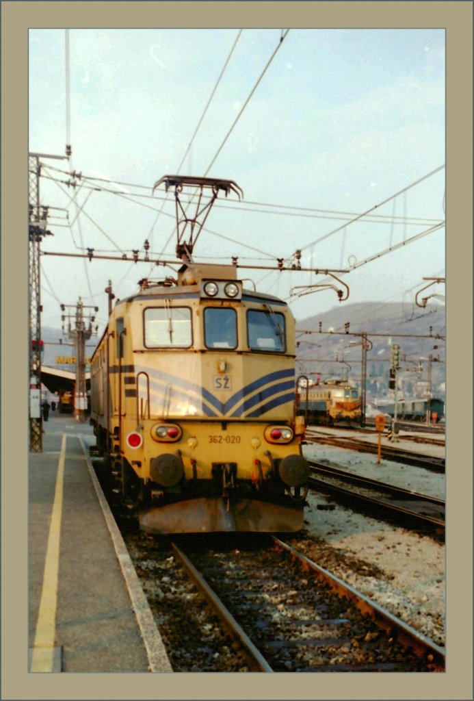 SZ 362-020 in Maribor. 
21.03.1996/Gescanntes Negativ