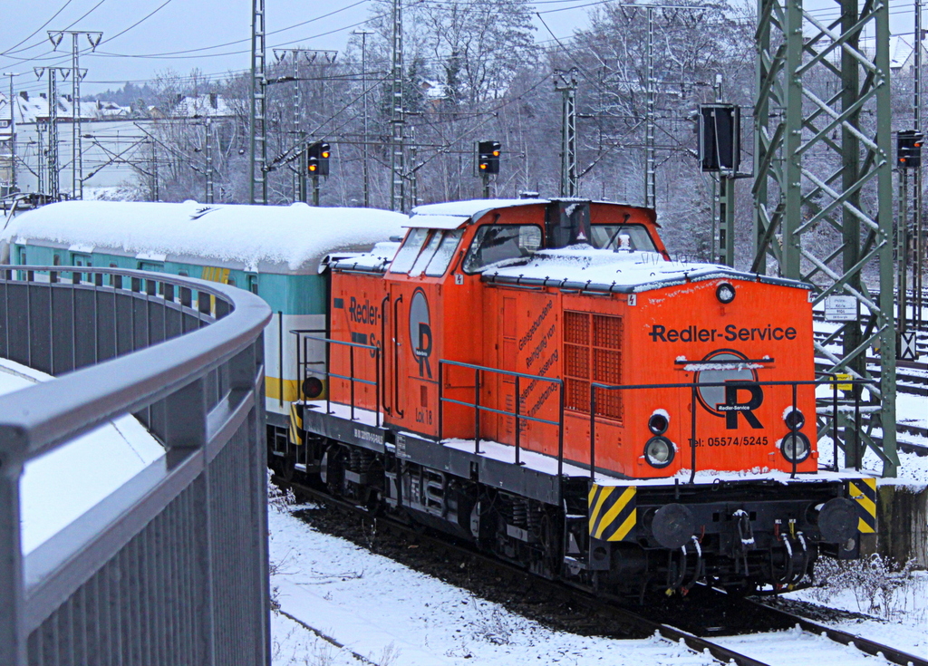 V100 von Redler Service abgestellt am Emalierwerk in Fulda am 02.12.12