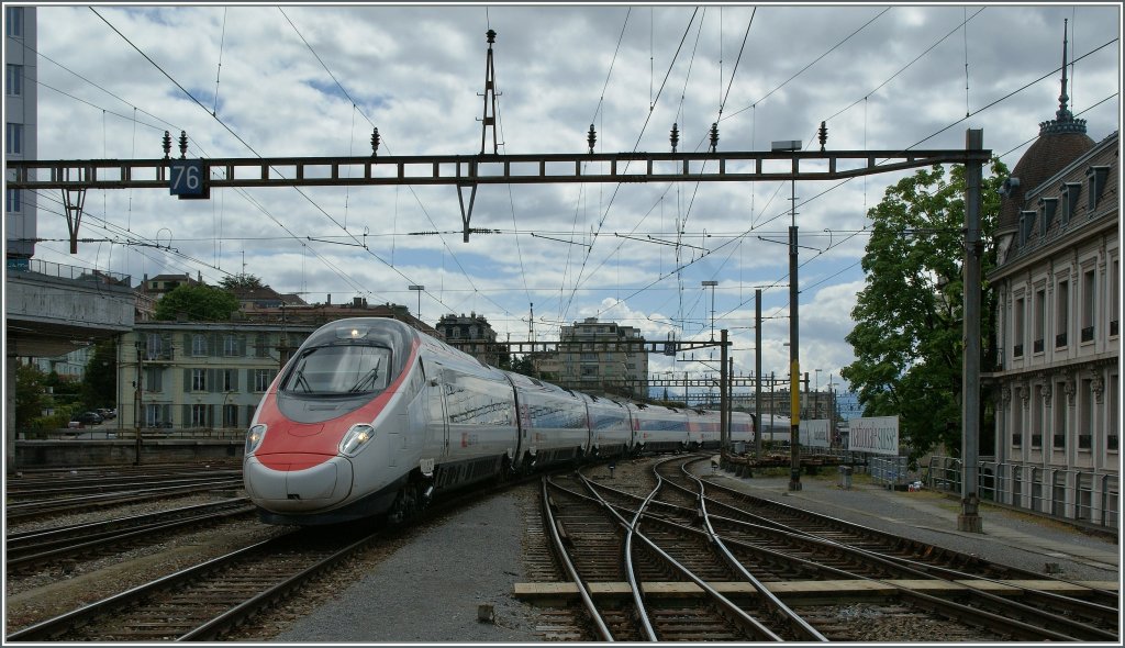 Von Milano nach Genve unterwegs, erreicht der ETR 610 Lausanne.
24. Mai 2013