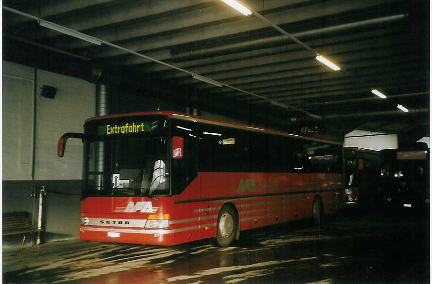 (082'115) - AFA Adelboden - Nr. 8/BE 26'708 - Setra am 26. Dezember 2005 im Autobahnhof Adelboden