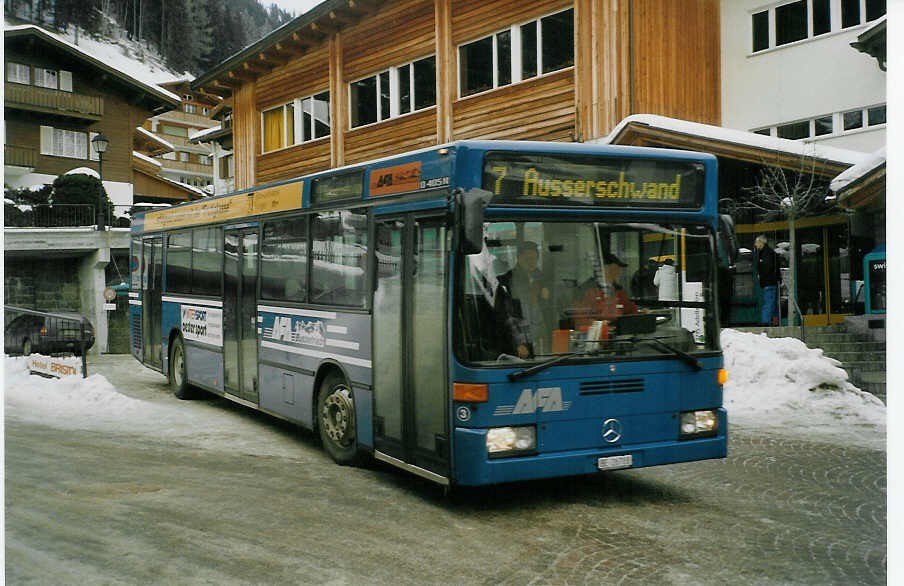 (082'121) - AFA Adelboden - Nr. 3/BE 26'703 - Mercedes am 26. Dezember 2005 beim Autobahnhof Adelboden