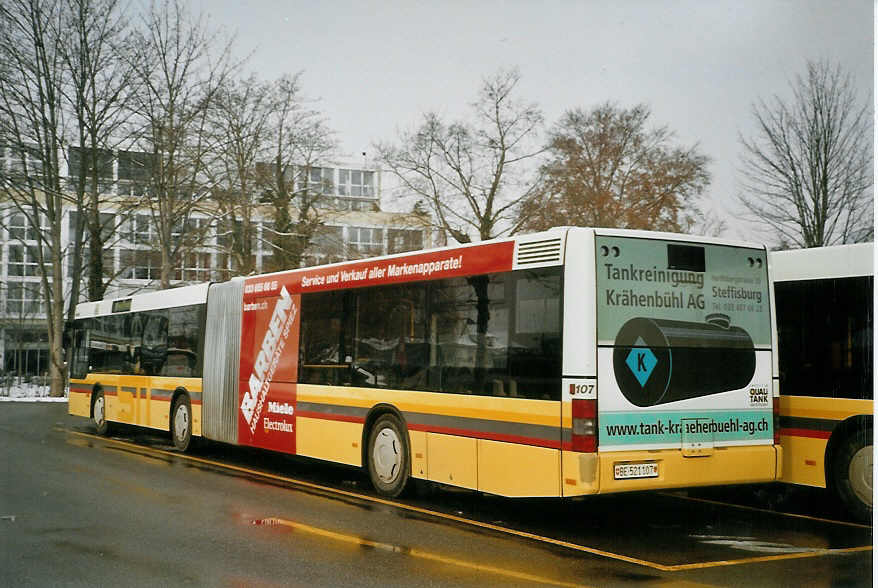 (082'814) - STI Thun - Nr. 107/BE 521'107 - MAN am 27. Januar 2006 bei der Schifflndte Thun