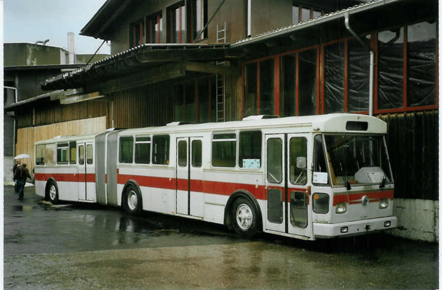 (084'109) - AS Engi (RWB) - Nr. 20 - Saurer/Tscher (ex ASS Schleitheim Nr. 10) am 2. April 2006 in Selzach, Halle TVS