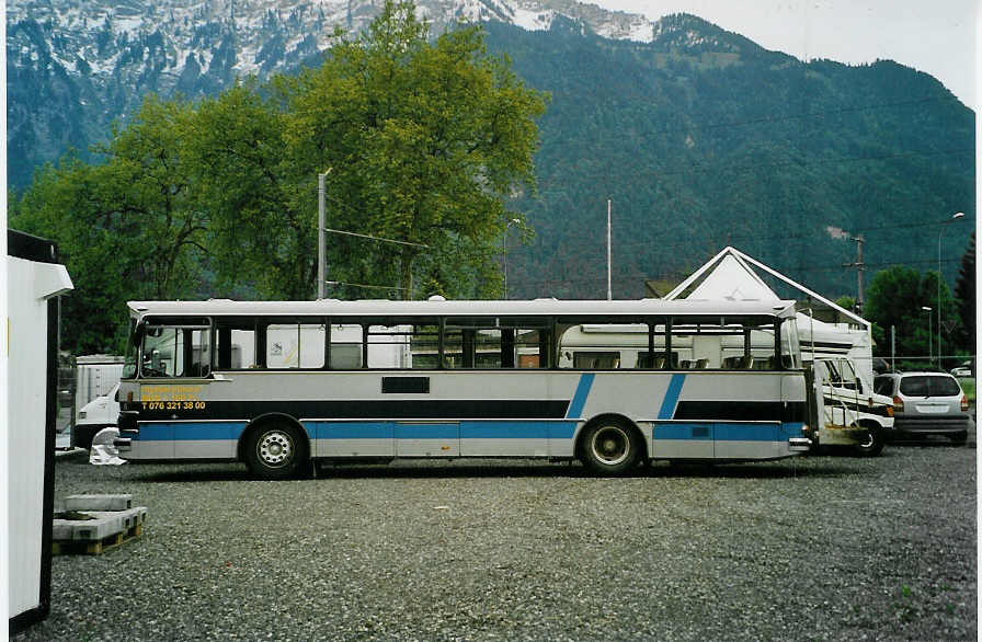 (085'827) - Mysterytours, Interlaken - Nr. 8 - Setra (ex AFA Adelboden Nr. 8; ex TPYG Yverdon Nr. 2) am 4. Juni 2006 in Interlaken, Sendlistrasse