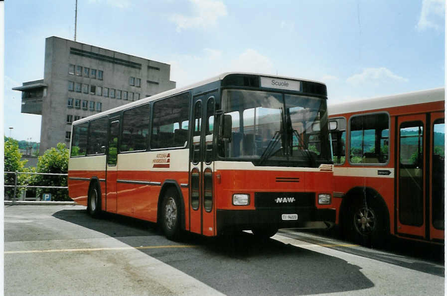 (088'516) - AMSA Chiasso - Nr. 20/TI 94'020 - NAW/Hess (ex AAGU Altdorf Nr. 35; ex Engeloch, Riggisberg; ex P 24'433) am 2. August 2006 in Balerna, Garage