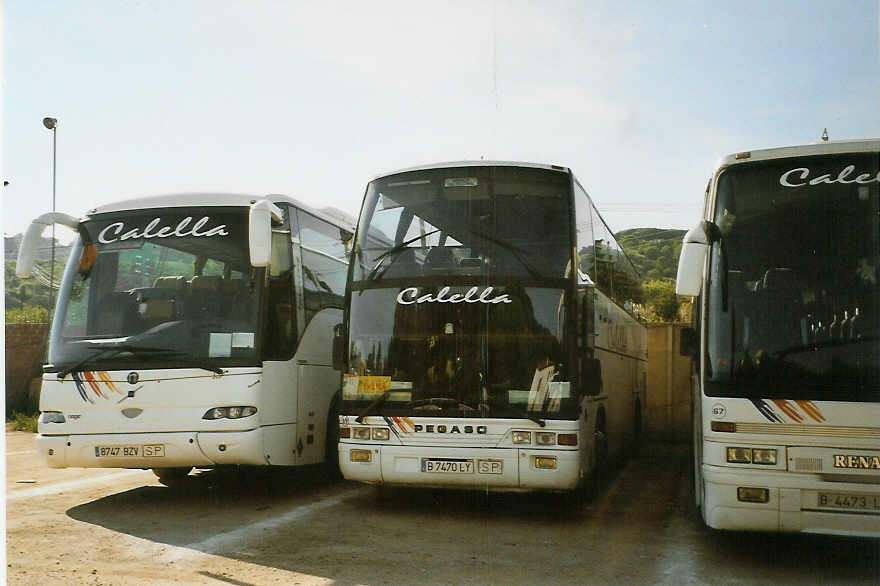 (090'022) - Calella, Calella - Nr. 69/B 7470 LY - Pegaso am 7. Oktober 2006 in Calella, Garage