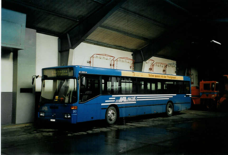 (091'534) - AFA Adelboden - Nr. 30/BE 26'703 - Mercedes (ex Nr. 3) am 7. Januar 2007 im Autobahnhof Adelboden