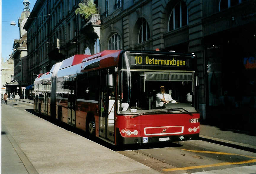 (091'612) - Bernmobil, Bern - Nr. 807/BE 612'807 - Volvo am 14. Januar 2007 beim Bahnhof Bern