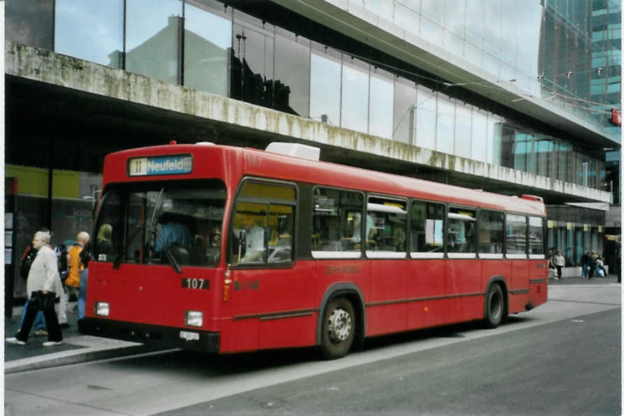 (095'312) - Bernmobil, Bern - Nr. 107/BE 500'107 - Volvo/R&J am 8. Juni 2007 beim Bahnhof Bern