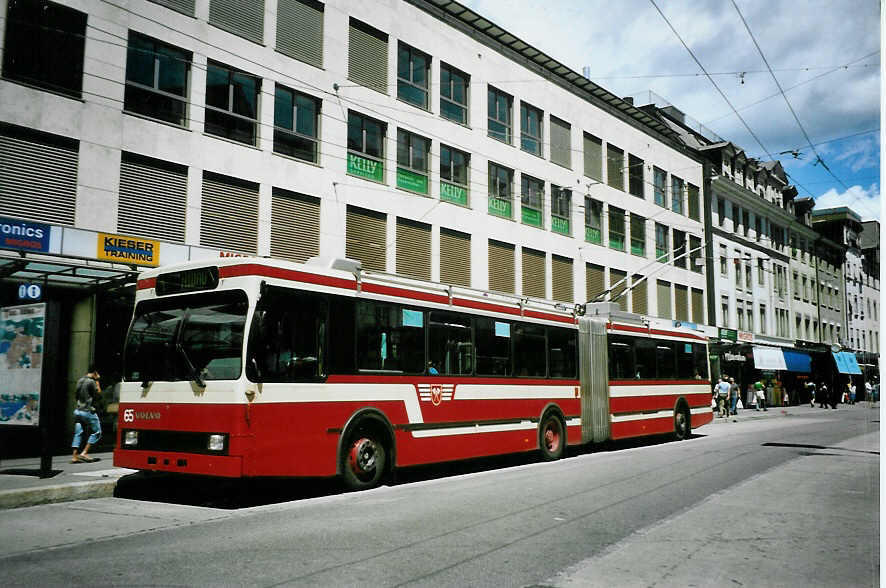 (095'907) - VB Biel - Nr. 65 - Volvo/R&J Gelenktrolleybus am 7. Juli 2007 in Biel, Guisanplatz