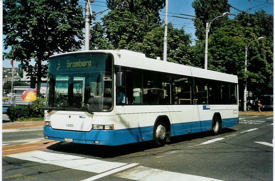 (096'304) - VBL Luzern - Nr. 611/LU 202'611 - Scania/Hess am 15. Juli 2007 beim Bahnhof Luzern