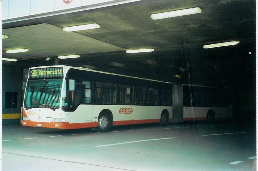 (097'204) - RBS Worblaufen - Nr. 38/BE 555'038 - Mercedes am 12. August 2007 in Bern, Postautostation