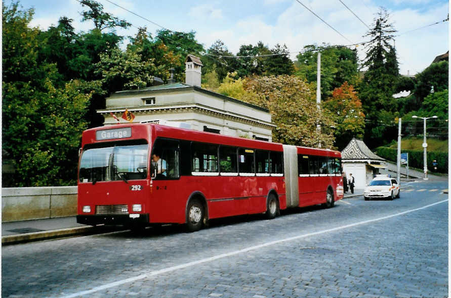 (099'520) - Bernmobil, Bern - Nr. 292/BE 419'292 - Volvo/R&J-Hess-Gangloff am 30. September 2007 in Bern, Brengraben