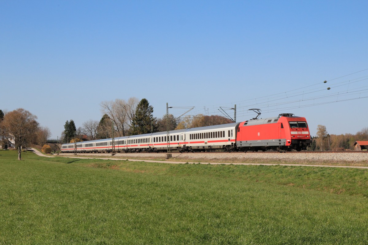 101 052-9 am 30. Mrz 2014 bei bersee am Chiemsee.