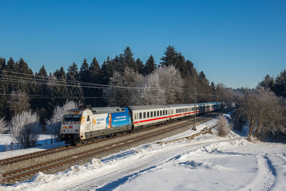 101 055-2  Schau ins Land Reisen  auf dem Weg von Salzburg nach Mnchen. aufgenommen am 29. Januar 2017 bei Grabensttt.