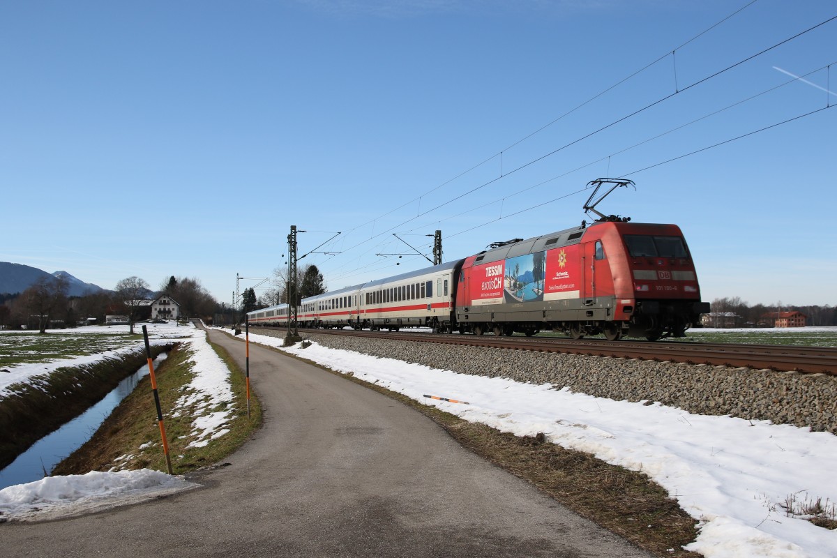 101 109-7 wirbt fr den Schweizer Kanton  Tessin . Aufgenommen am 6. Januar 2015 aus Salzburg kommend bei bersee.