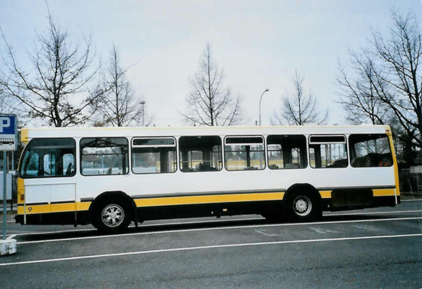 (101'912) - Schwendimann, Mnchenbuchsee - Nr. 9/BE 219'127 - Saurer/Hess (ex Oswald, Mstair; ex VBSH Schaffhausen Nr. 9; ex Rattin, Schaffhausen Nr. 9) am 16. Dezember 2007 in Thun, Seestrasse