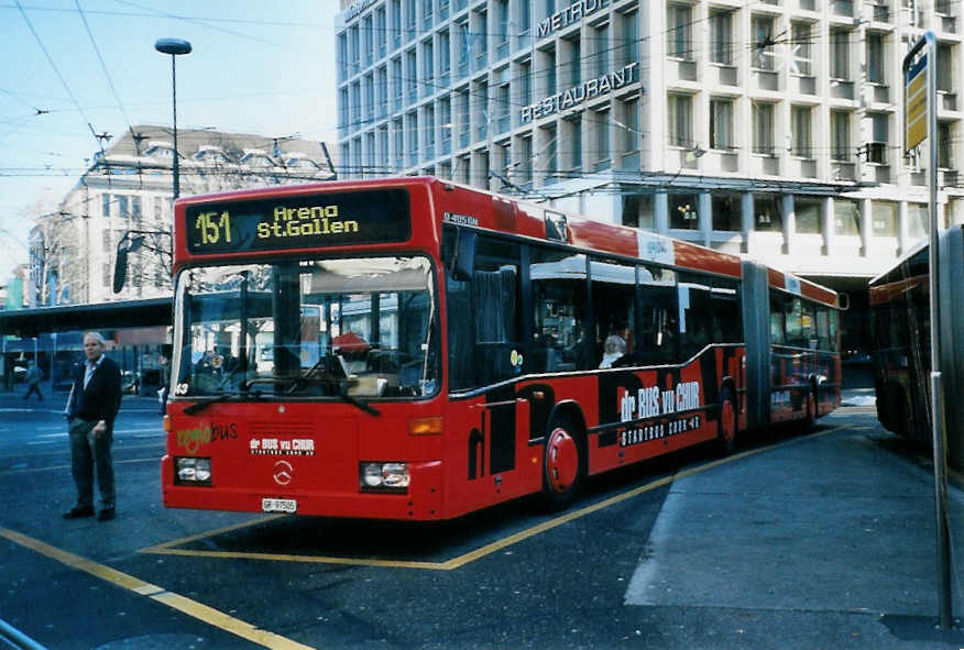 (102'605) - Regiobus, Gossau (SBC Chur Nr. 5) - Nr. 43/GR 97'505 - Mercedes (ex Bamberg/Deutschland) am 29. Dezember 2007 beim Bahnhof St. Gallen