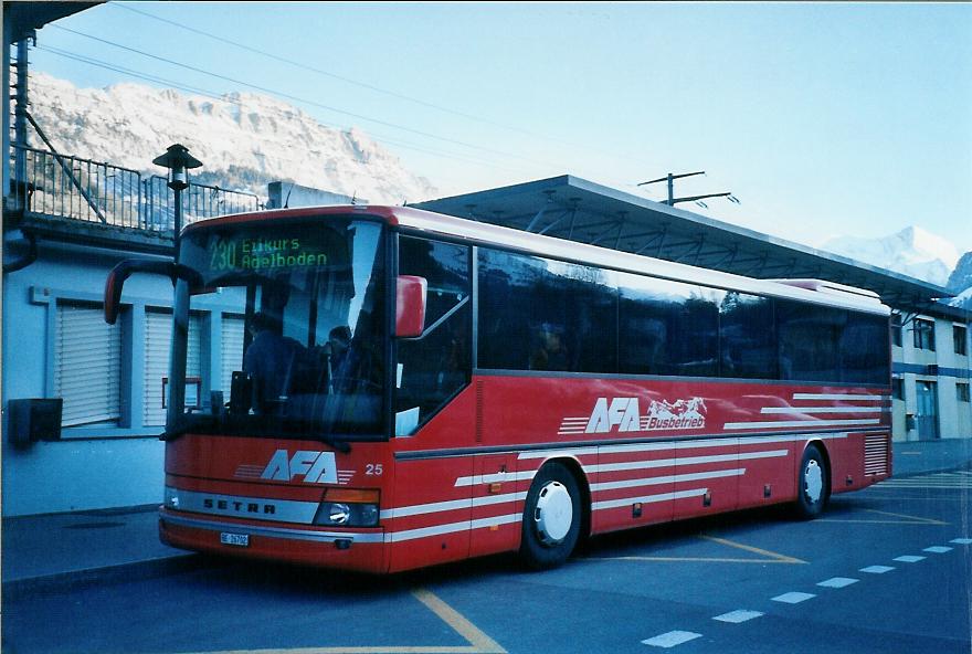 (104'709) - AFA Adelboden - Nr. 25/BE 26'702 - Setra (ex Nr. 12) am 24. Februar 2008 beim Bahnhof Frutigen