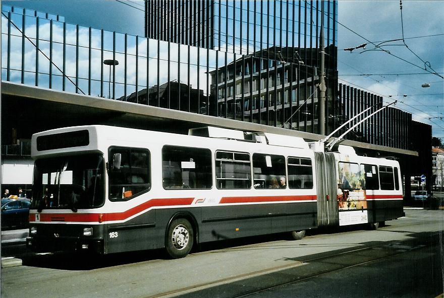 (105'909) - VBSG St. Gallen - Nr. 163 - NAW/Hess Gelenktrolleybus am 29. Mrz 2008 beim Bahnhof St. Gallen