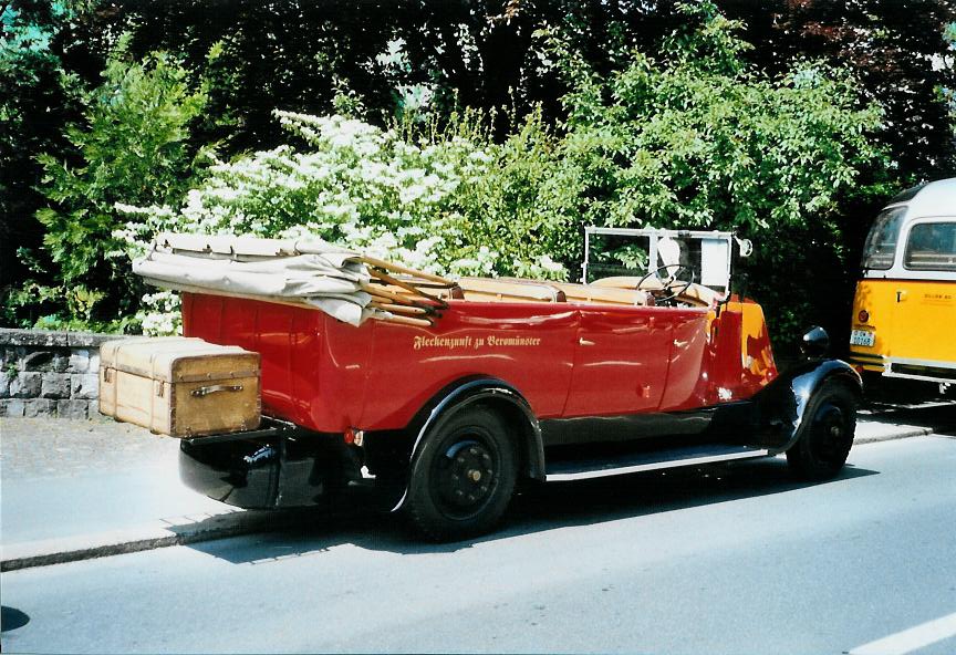 (107'017) - Fleckenzunft, Beromnster - LU 90'929 U - Renault am 10. Mai 2008 in Sarnen, OiO