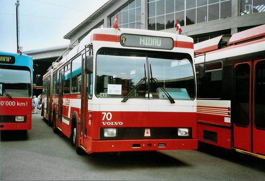 (107'622) - VB Biel - Nr. 70 - Volvo/R&J Gelenktrolleybus am 1. Juni 2008 in Biel, Depot