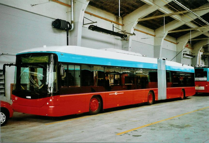 (107'635) - VB Biel - Nr. 57 - Hess/Hess Gelenktrolleybus am 1. Juni 2008 in Biel, Depot