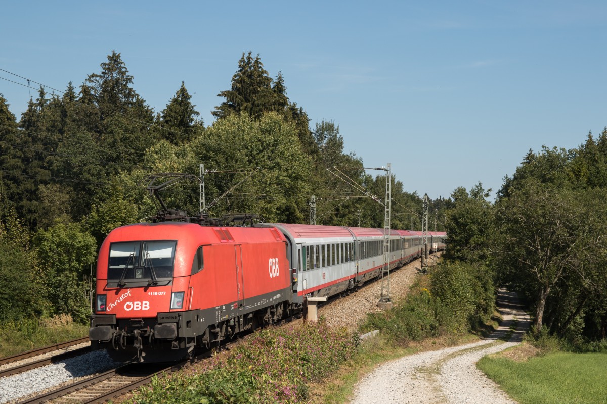 1116 077  Christoph  war am 12. September 2015 bei Grabensttt schiebend in Richtung Salzburg im Einsatz.