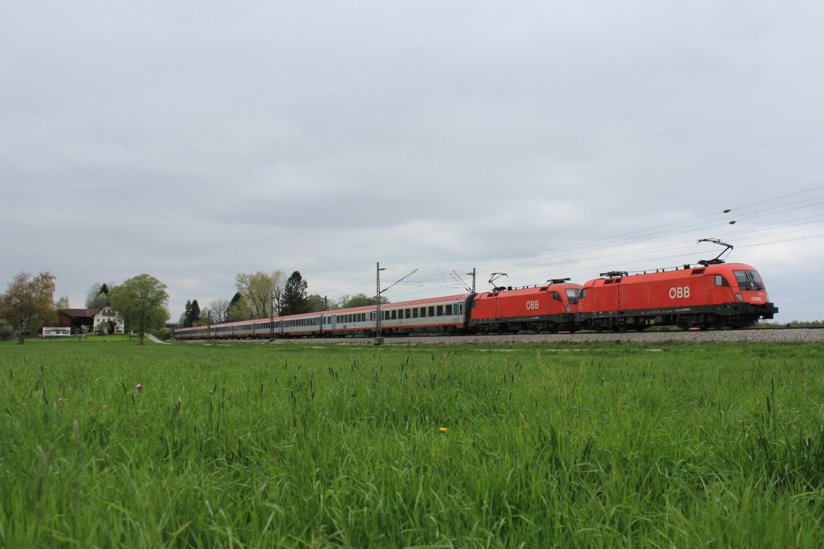 1116 135-3 und 1116 191-8 am 28. April 2013 bei bersee.