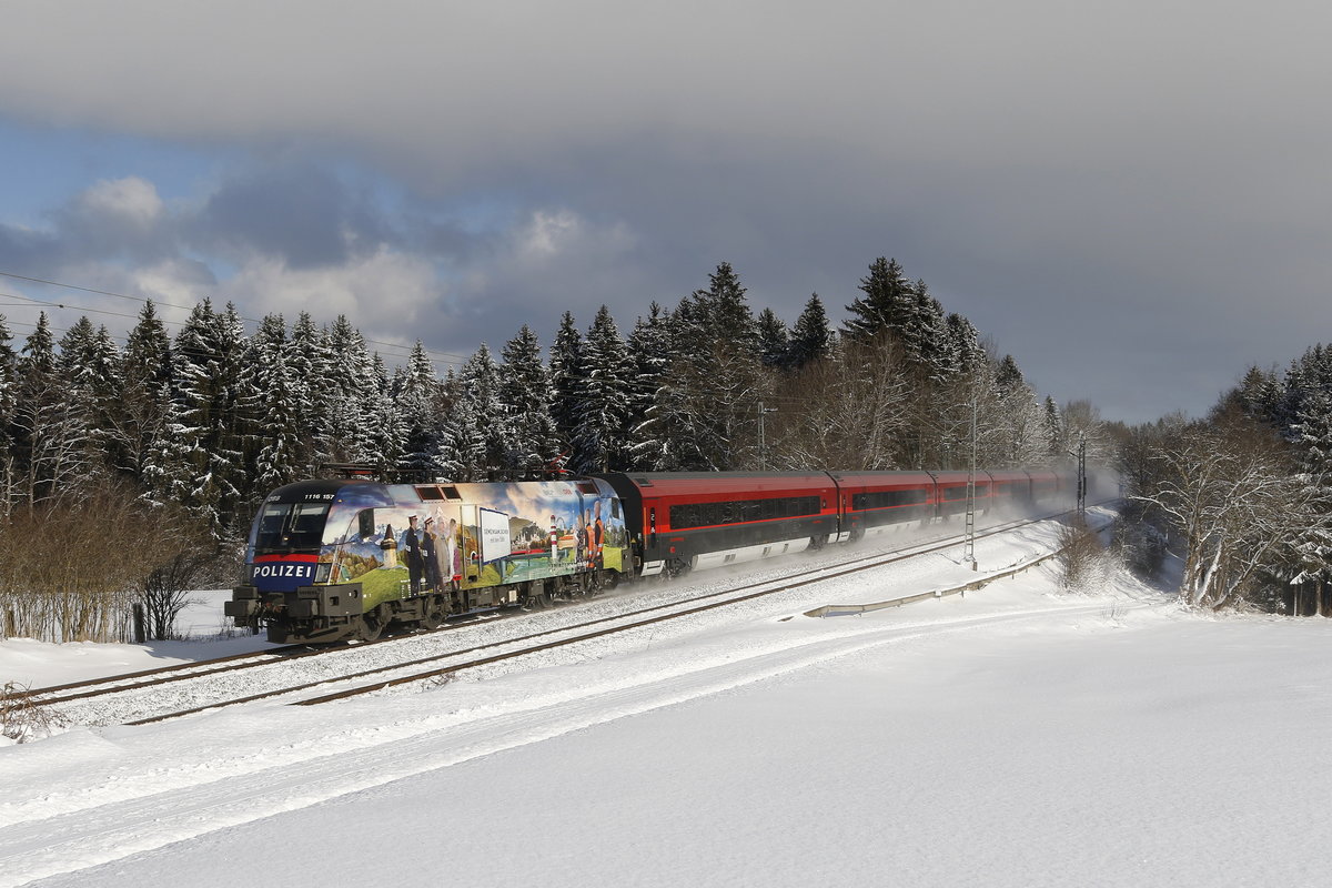 1116 157  Gemeinsam sicher  aus Salzburg kommend am 6. Januar 2017 bei Grabensttt.