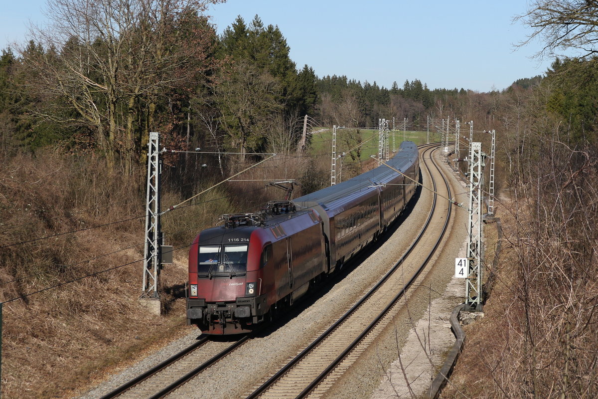 1116 214 aus Salzburg kommend am 16. Mrz 2020 bei Grabensttt.