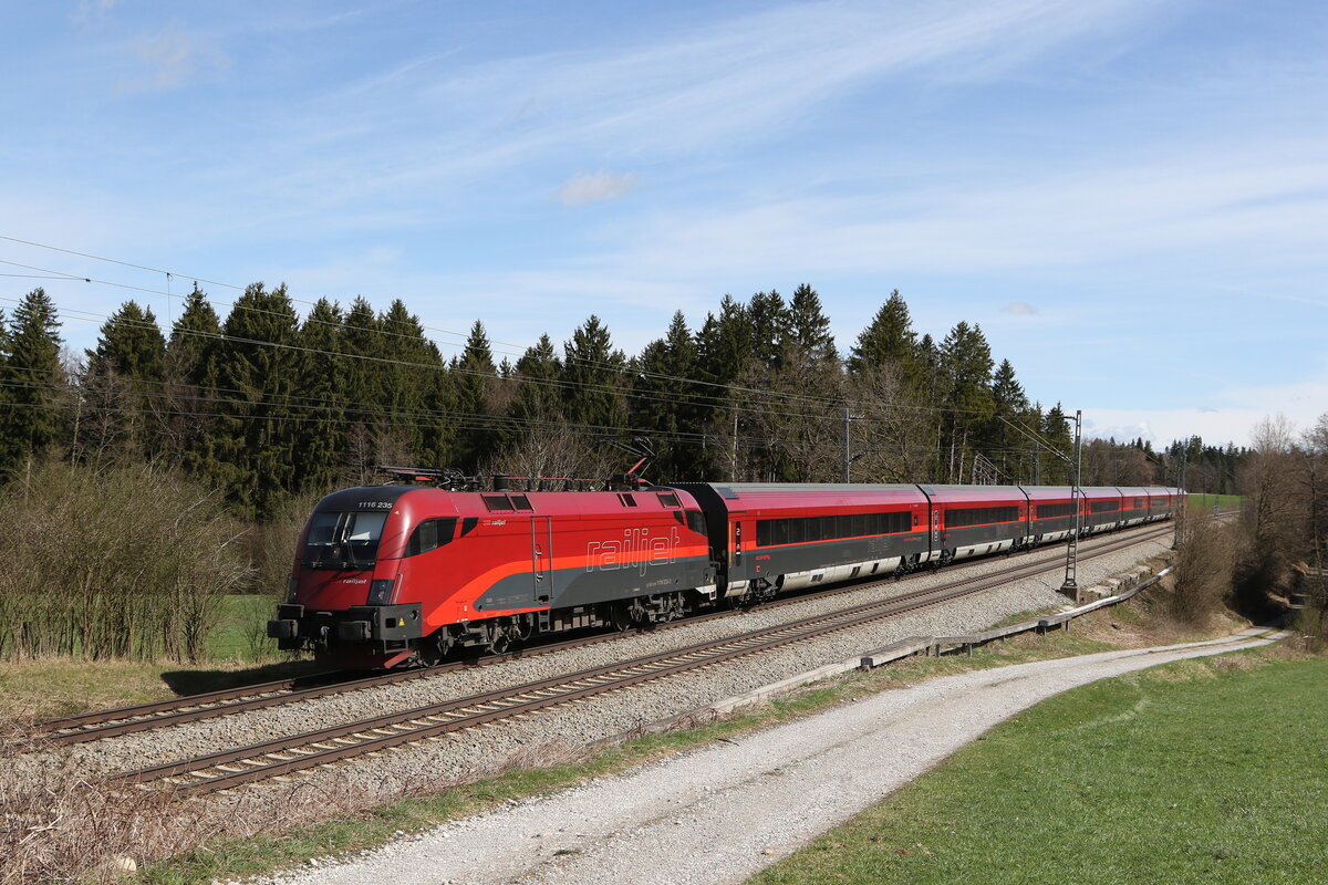 1116 235 am 7. April 2022 bei Grabensttt im Chiemgau.