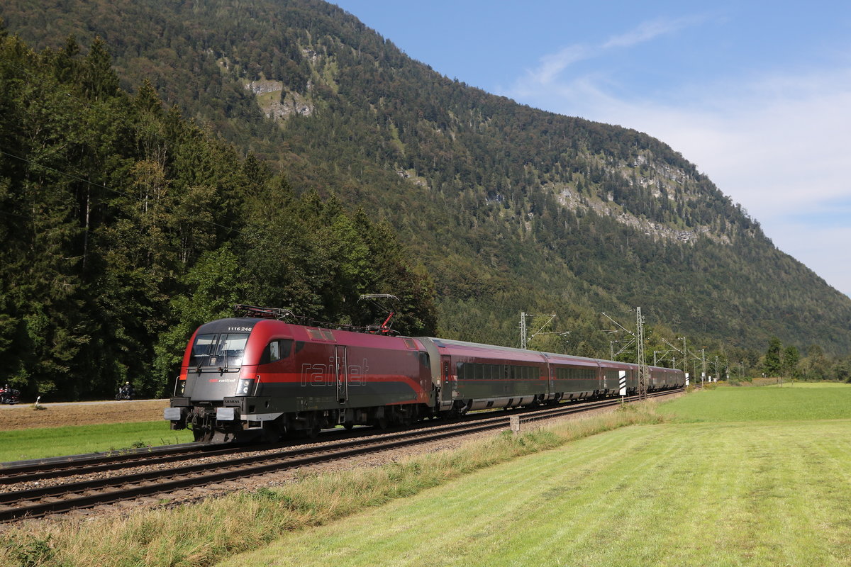 1116 246 auf dem Weg nach Innsbruck am 9. September 2020 bei Niederaudorf im Inntal.