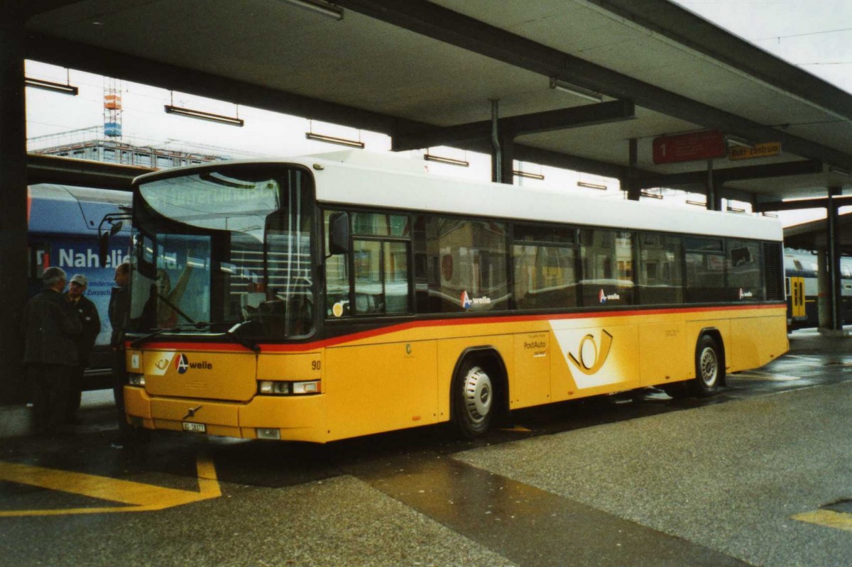 (114'433) - Voegtlin-Meyer, Brugg - Nr. 90/AG 18'377 - Volvo/Hess am 17. Februar 2009 beim Bahnhof Brugg