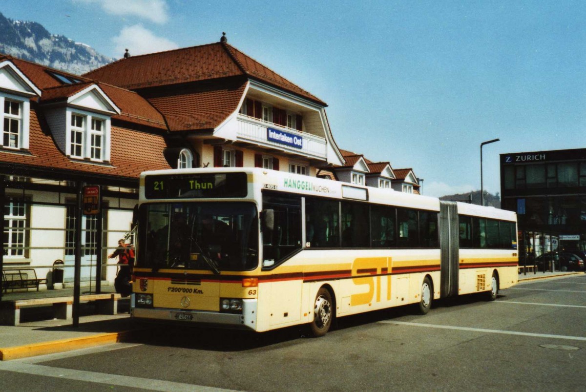 (115'729) - STI Thun - Nr. 63/BE 433'663 - Mercedes am 5. April 2009 beim Bahnhof Interlaken Ost