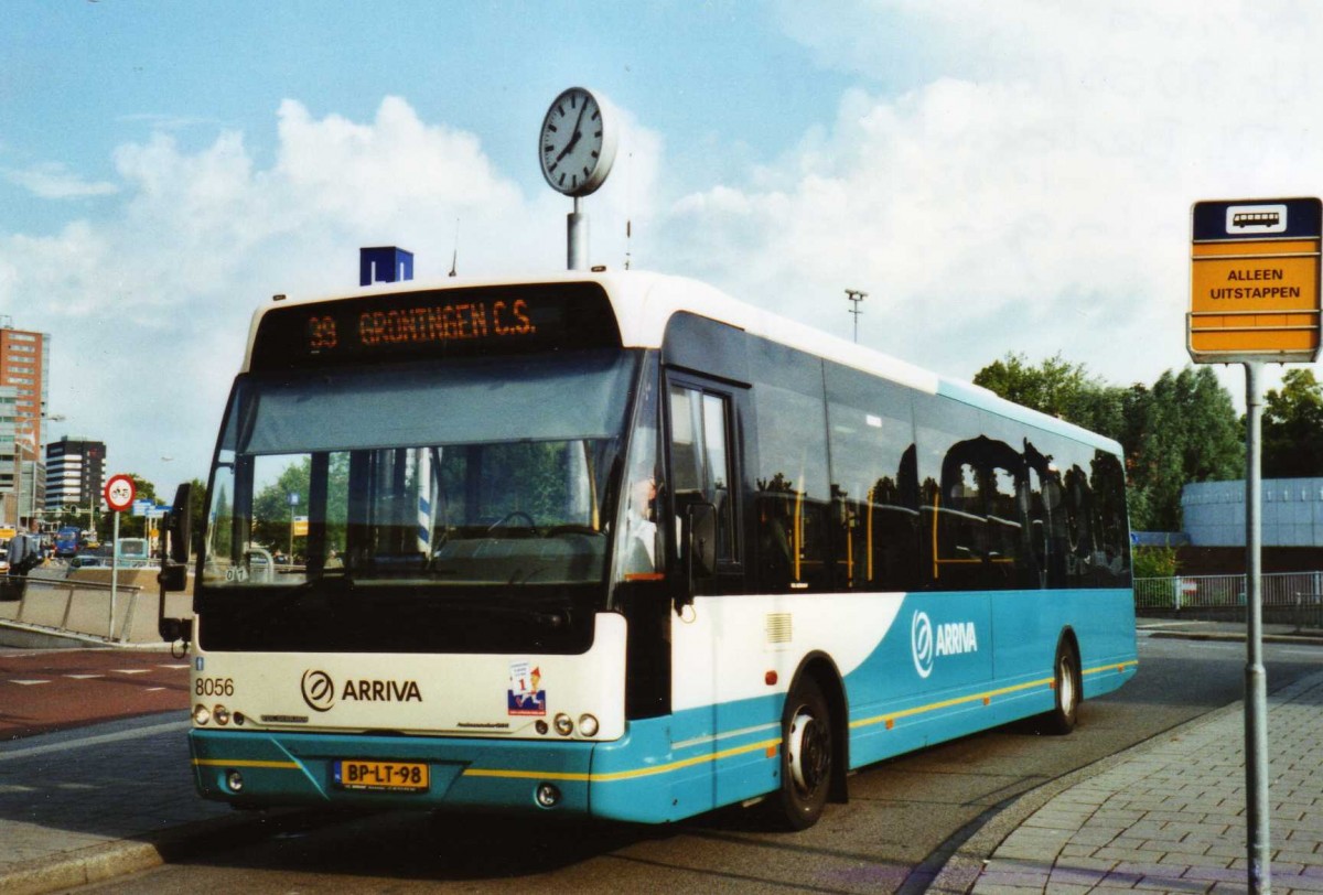 (118'437) - ARRIVA - Nr. 8056/BP-LT-98 - VDL Berkhof am 7. Juli 2009 beim Bahnhof Groningen