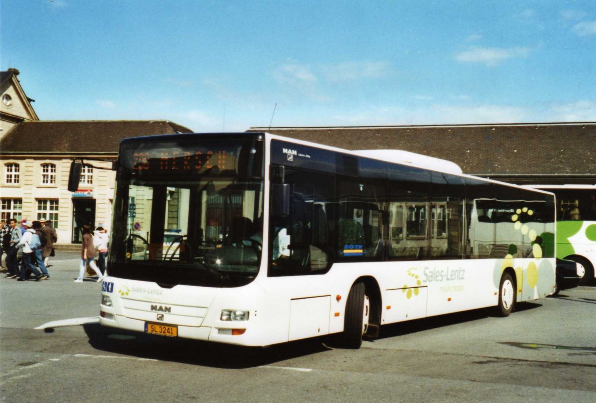 (118'827) - Sales-Lentz, Bascharage - SL 3241 - MAN am 8. Juli 2009 beim Bahnhof Luxembourg