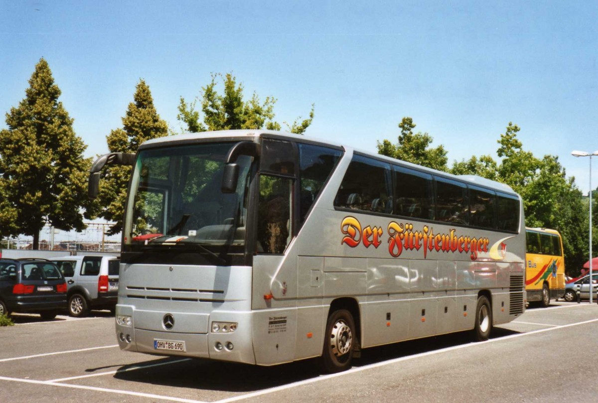 (119'135) - Aus Deutschland: Der Frstenberger, Bartschat - OHV-BG 690 - Mercedes am 13. Juli 2009 in Thun, Seestrasse