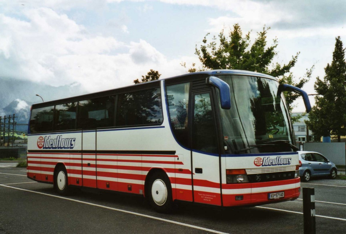 (119'203) - Aus Oesterreich: Thaler, Wildschnau - KU 571 AD - Setra am 18. Juli 2009 in Thun, Seestrasse