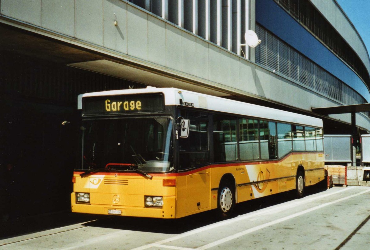 (120'815) - PostAuto Graubnden - GR 102'344 - Mercedes (ex PostAuto Berner Oberland; ex P 25'572) am 31. August 2009 in Bern, Postautostation