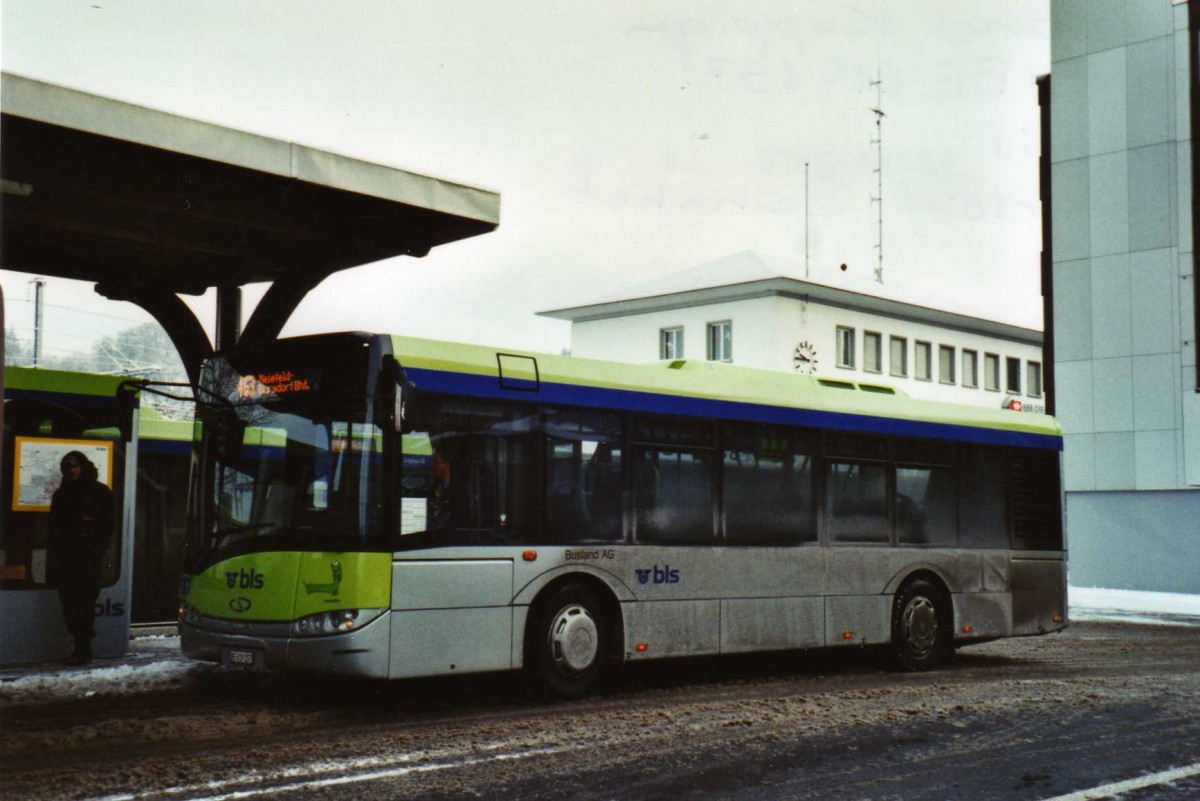 (123'127) - Busland, Burgdorf - Nr. 15/BE 619'157 - Solaris am 21. Dezember 2009 beim Bahnhof Burgdorf