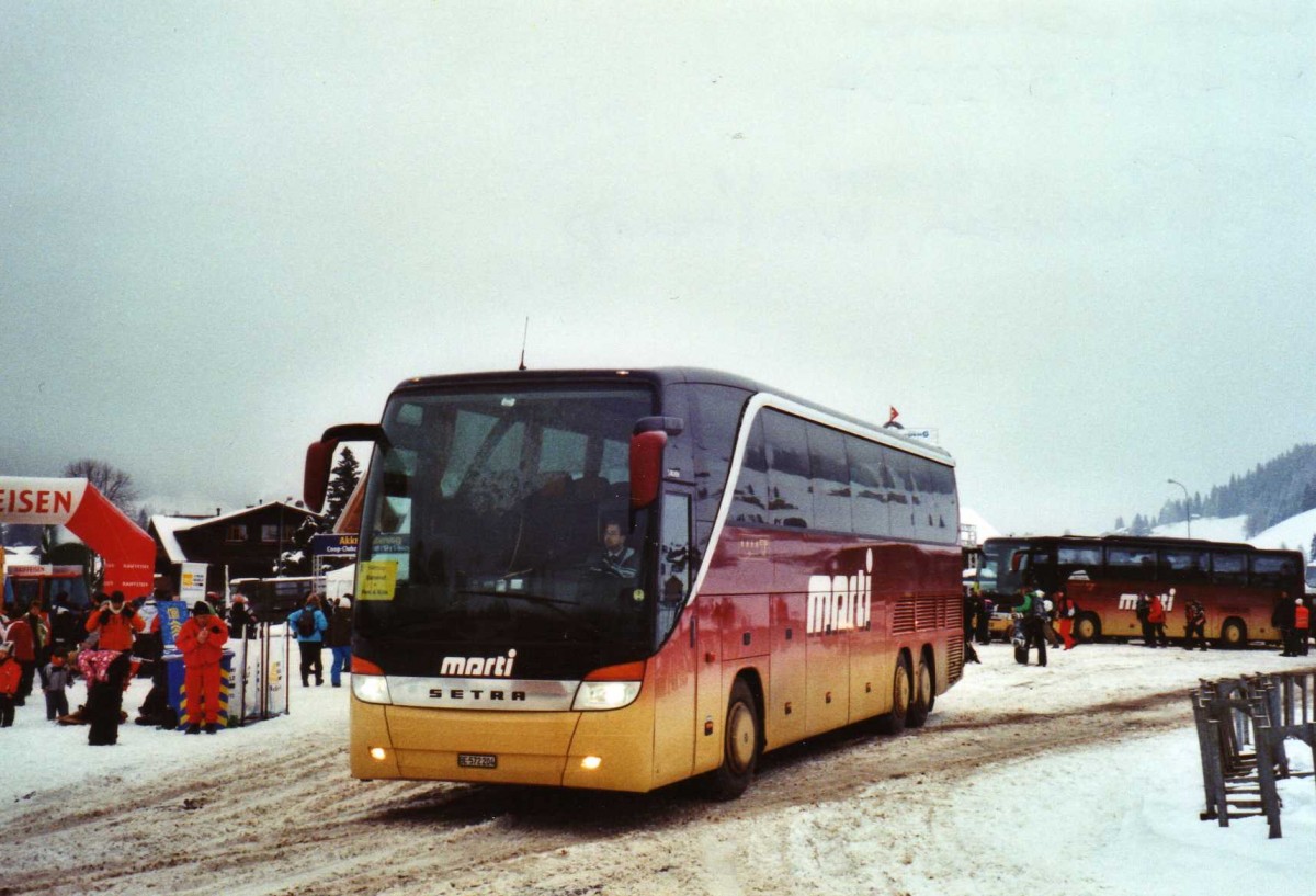 (123'523) - Marti, Kallnach - Nr. 4/BE 572'204 - Setra am 9. Januar 2010 in Adelboden, Weltcup