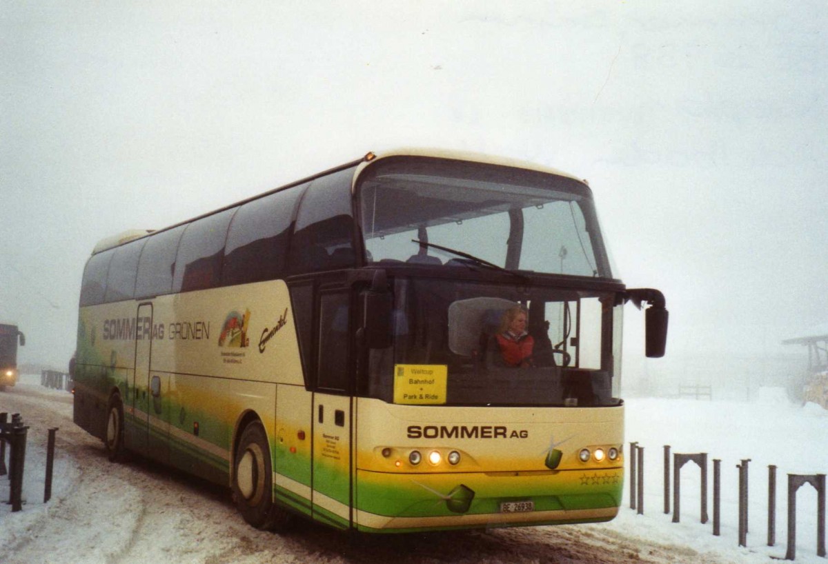 (123'915) - Sommer, Grnen - BE 26'938 - Neoplan am 9. Januar 2010 in Adelboden, Weltcup