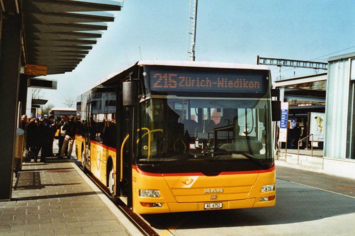 (125'621) - Stutz, Jonen - Nr. 232/AG 6752 - MAN am 24. April 2010 beim Bahnhof Affoltern