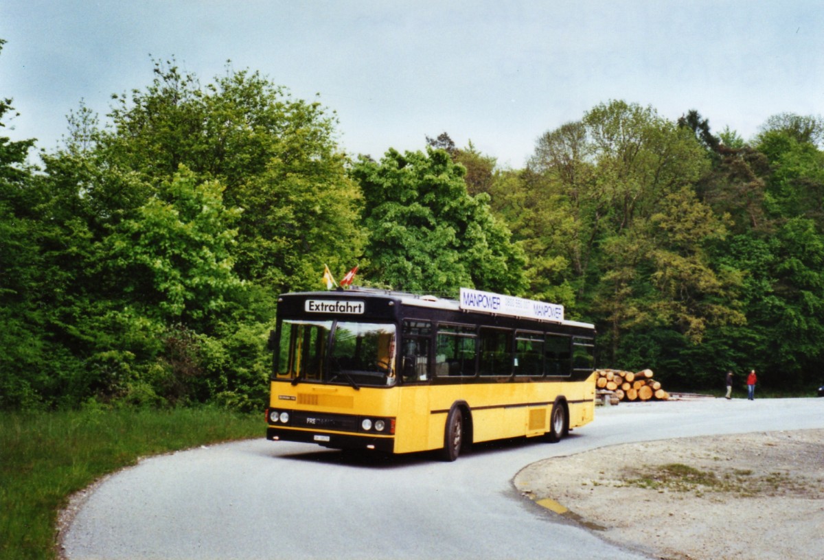 (126'224) - Ruklic, Schaffhausen - SH 39'570 - Scania/FHS (ex VBSH Schaffhausen Nr. 36; ex VBSH Schaffhausen Nr. 1) am 16. Mai 2010 in Schaffhausen, Solenberg