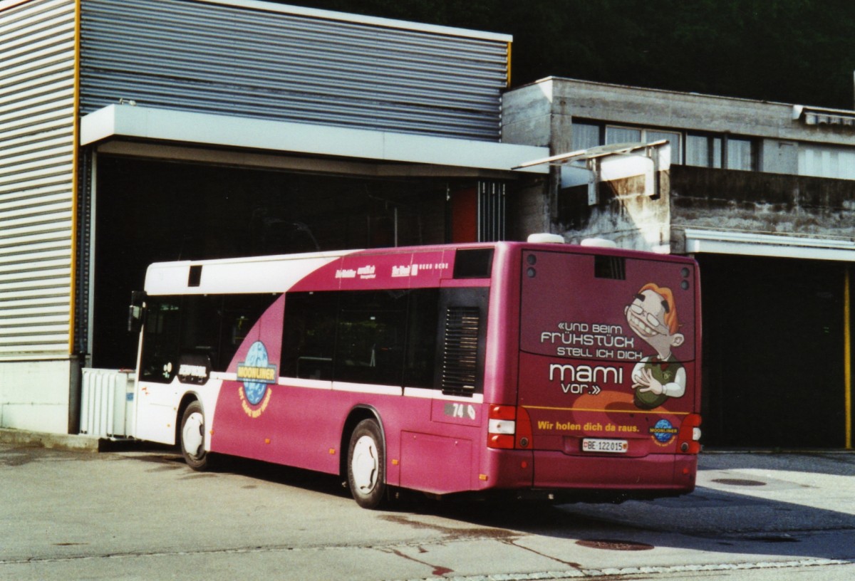 (126'924) - Peyer, Niederwangen - Nr. 74/BE 122'015 - MAN/Gppel am 14. Juni 2010 in Niederwangen, Garage