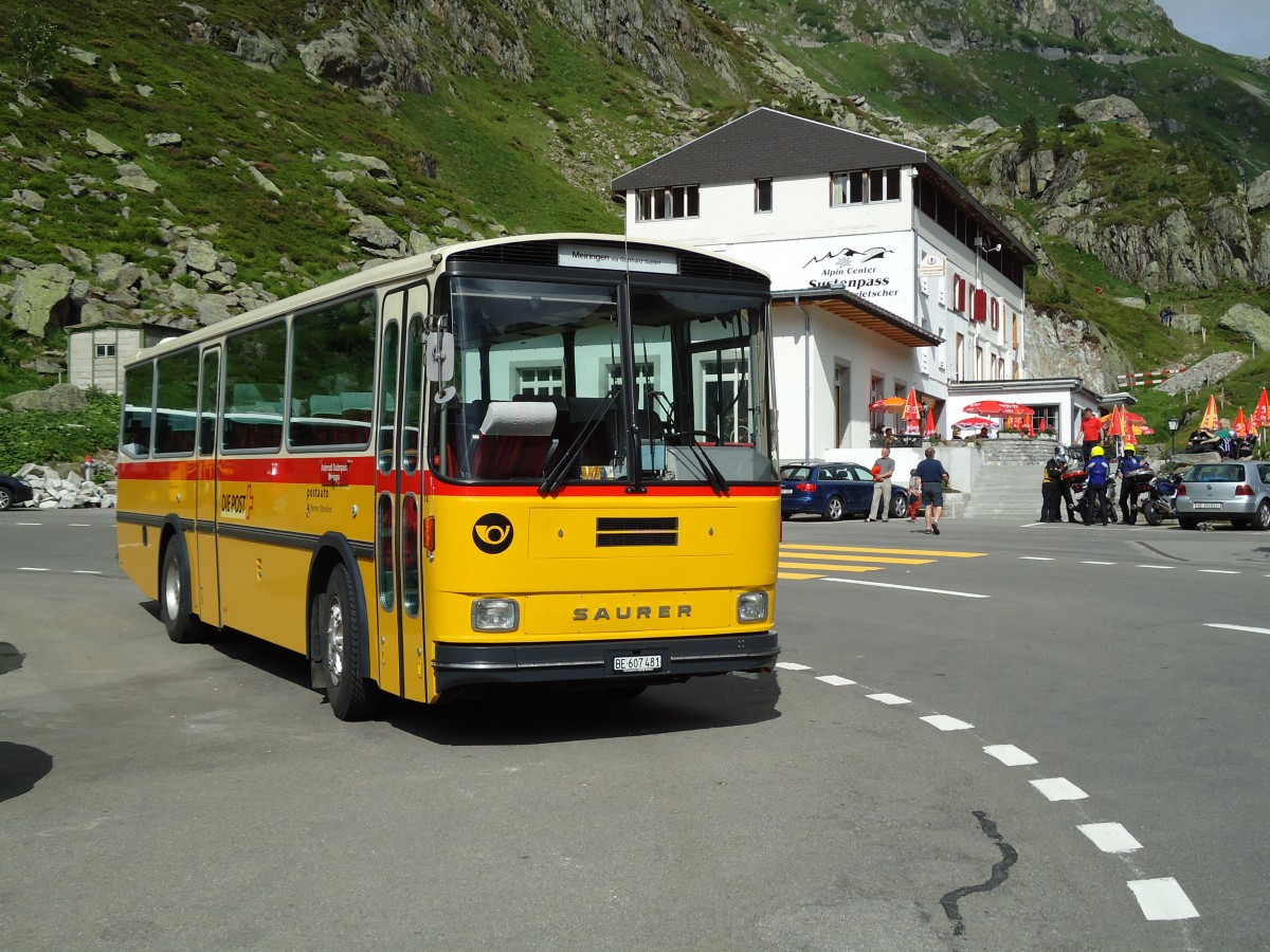 (127'616) - AVG Meiringen - Nr. 74/BE 607'481 - Saurer/R&J (ex P 24'357) am 4. Juli 2010 in Susten, Steingletscher