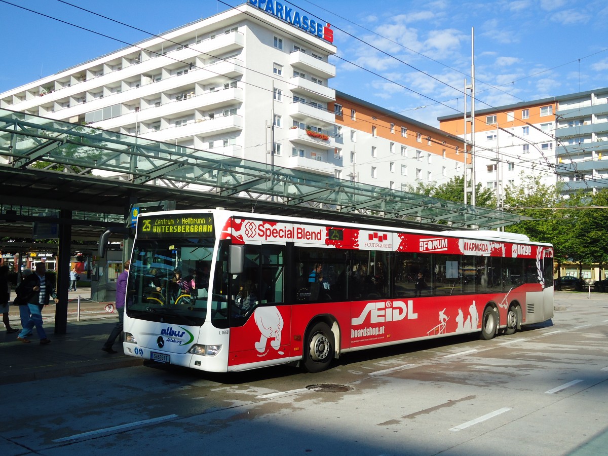 (128'325) - Albus, Salzburg - Nr. L1668/S 539 LT - Mercedes am 8. August 2010 beim Bahnhof Salzburg