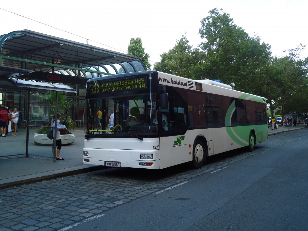 (128'448) - Dr. Richard - Nr. 1229/WU 369 BO - MAN am 9. August 2010 in Wien, Heiligenstadt